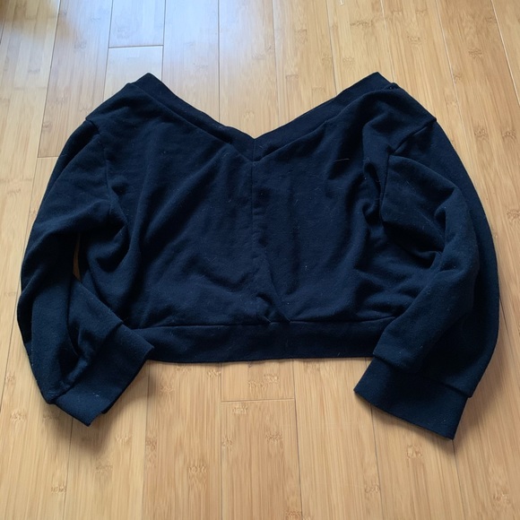 Cheap Monday Off The Shoulders Crop Sweater - Picture 3 of 7